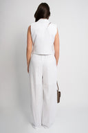 Комплект елек и панталон в бяло Nicole