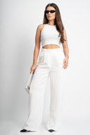 Прав панталон в бяло и детайл Dried Magnolia