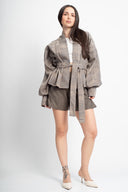 Есенно яке IvGar